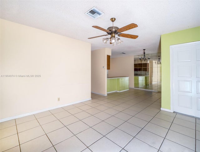 5 of 26 - 6510 Sw 49th St, Davie, FL