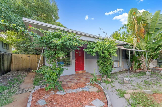 4 of 27 - 1219-1221 Ne 18th Ave, Fort Lauderdale, FL