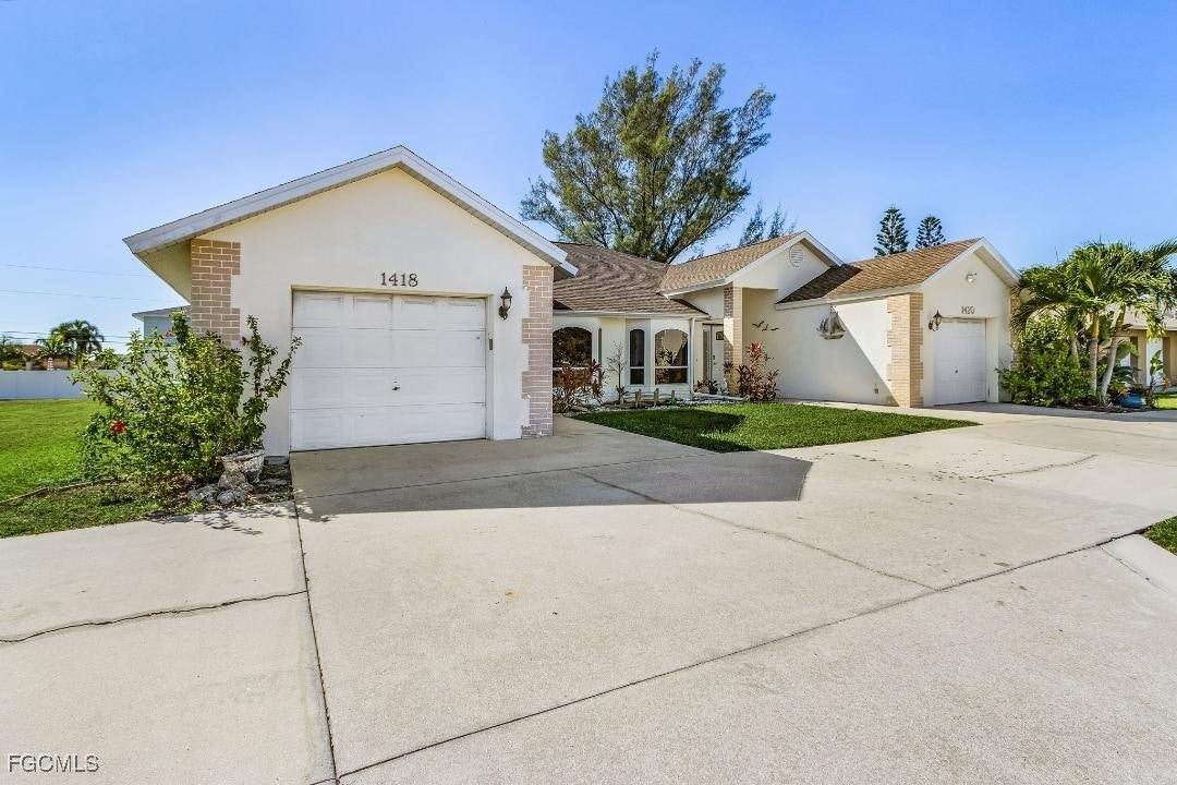 Photo of Listing #2025018700