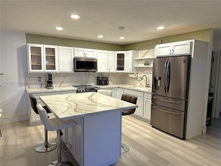 Photo of Listing #A11910864