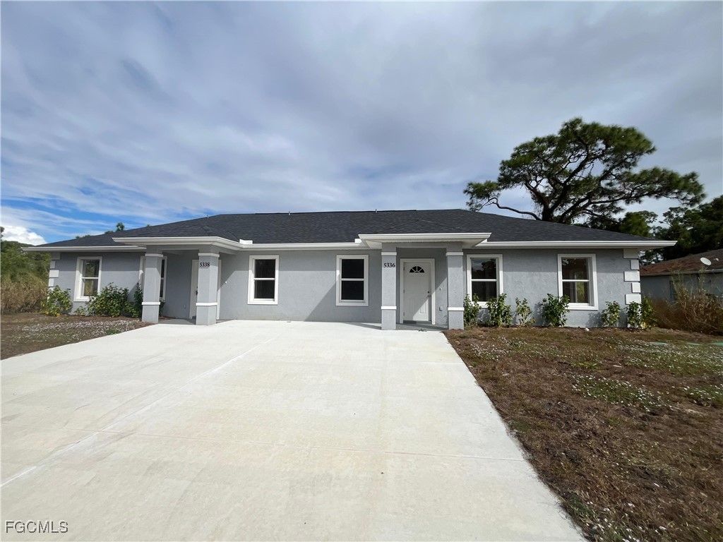 5336/5338 29th St Sw, LEHIGH ACRES