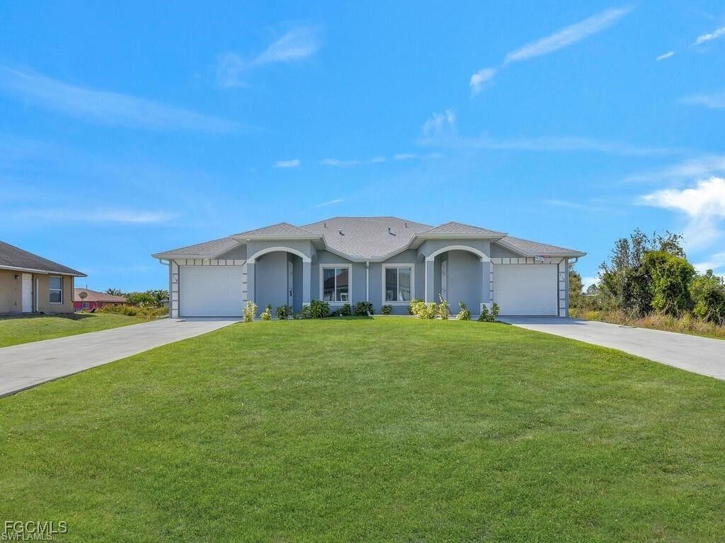 716/718 Harry Ave S, Lehigh Acres