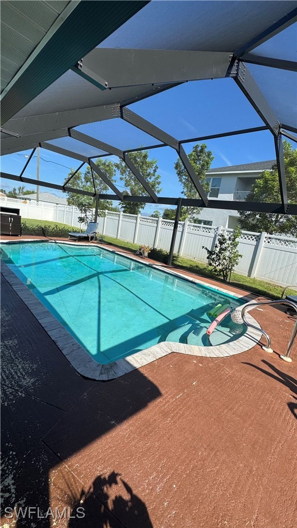 913/915 Mohawk Pkwy, Cape Coral