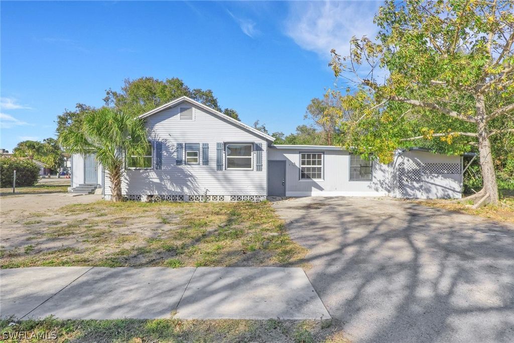 2933 Jackson St, Fort Myers