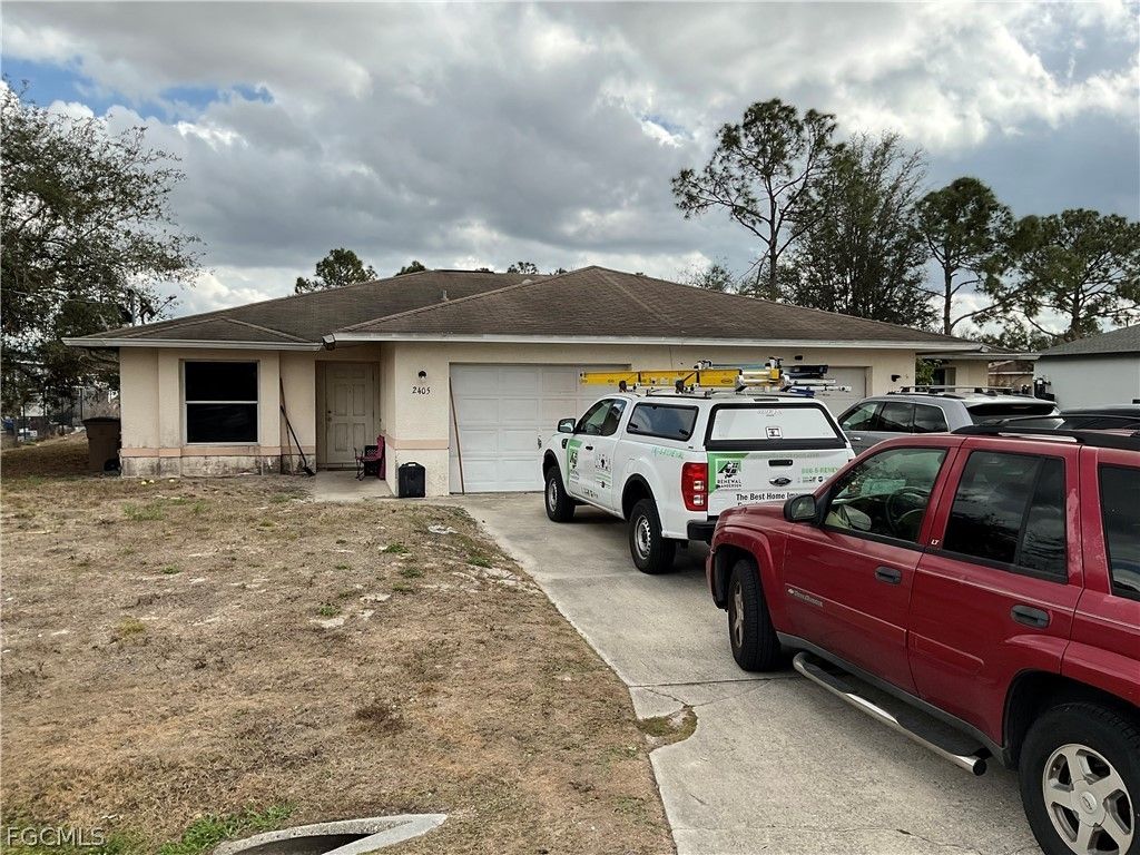 2405/2407 Vernon Ave S, Lehigh Acres