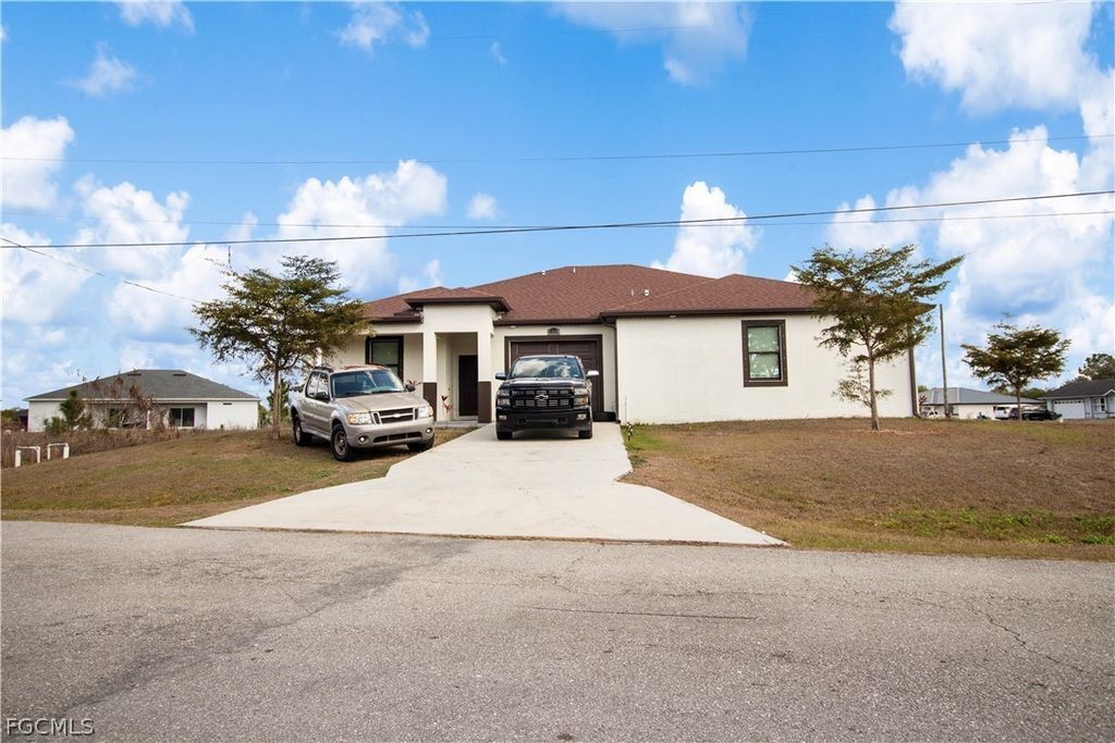 2229 Kendall Ave S, LEHIGH ACRES