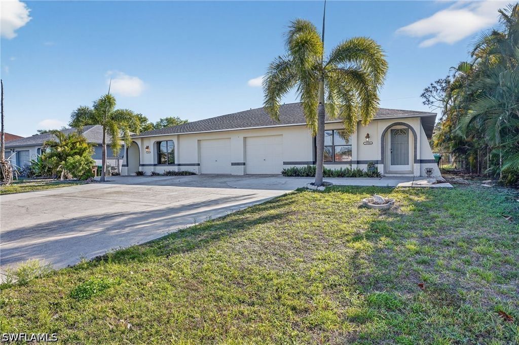 1413/1415 Se 23rd Pl, CAPE CORAL