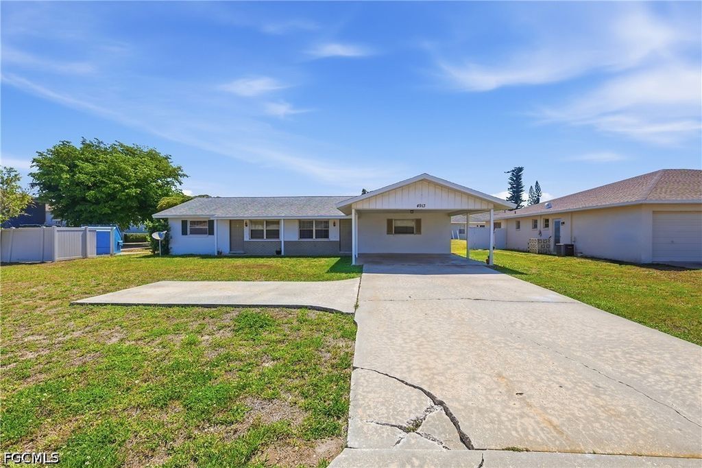 4913 Viceroy St, Cape Coral