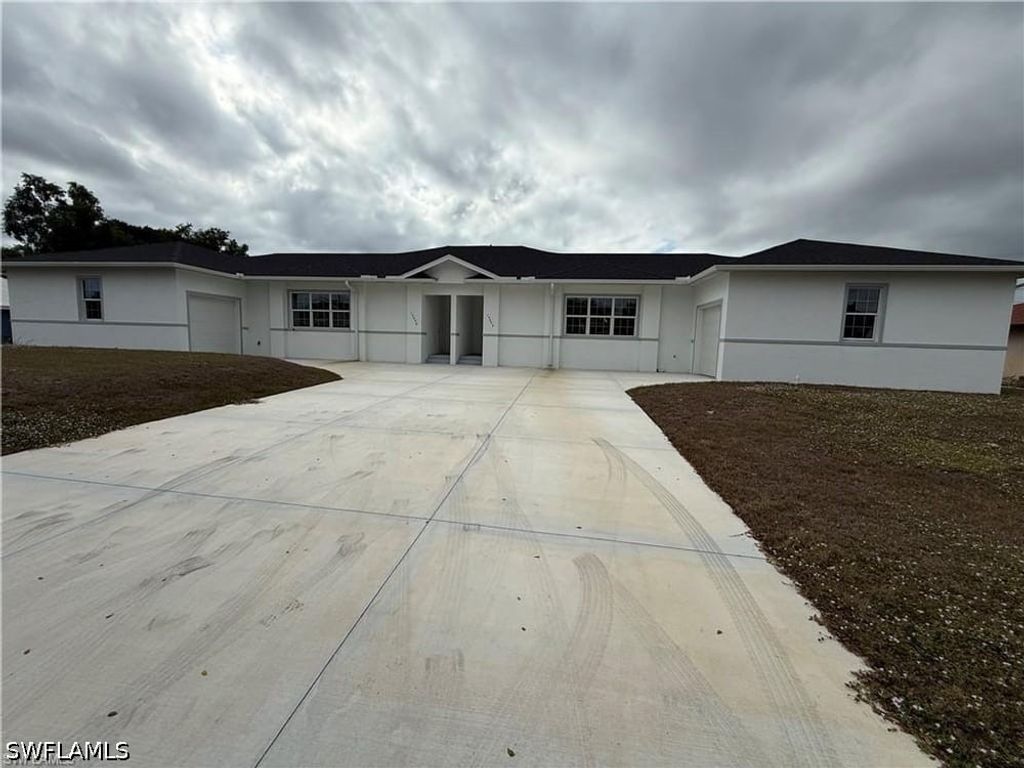 17444 Barbara Dr, Fort Myers