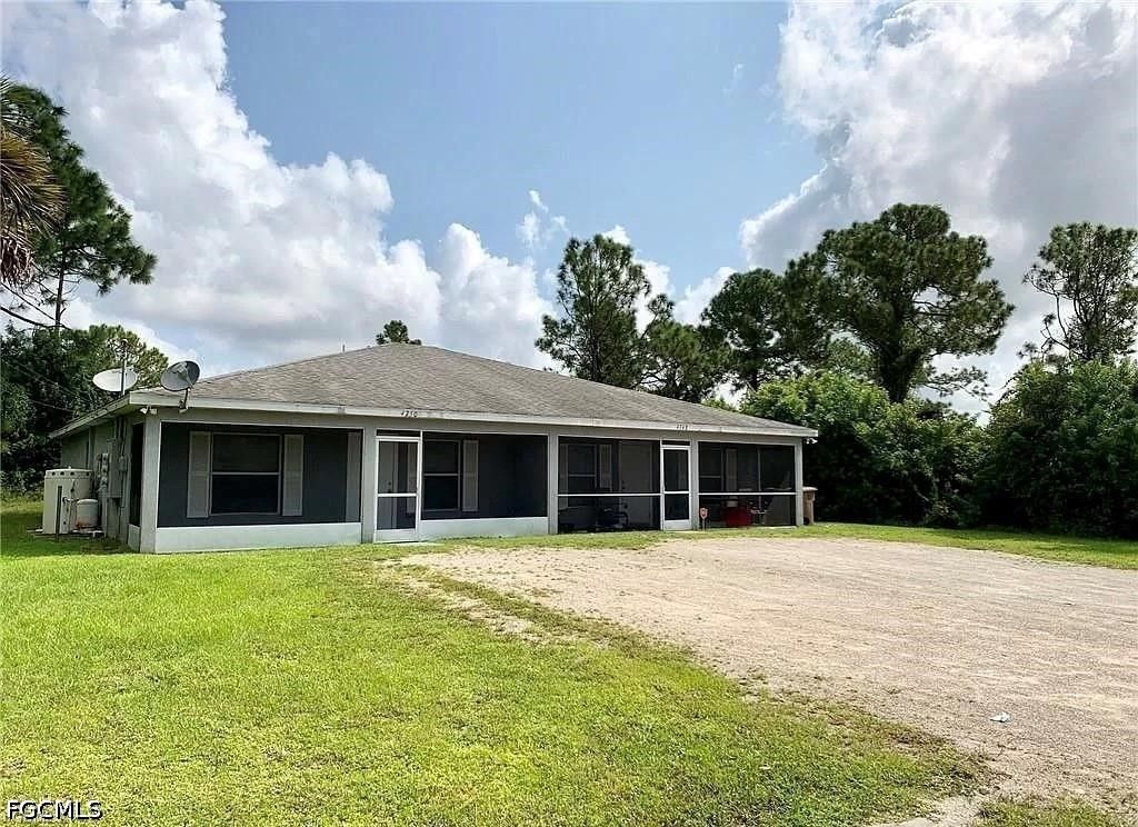 4750 28th St Sw, LEHIGH ACRES