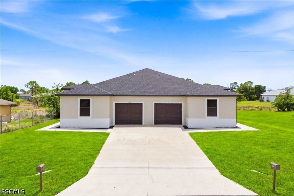 225/227 Hightower Ave S, LEHIGH ACRES