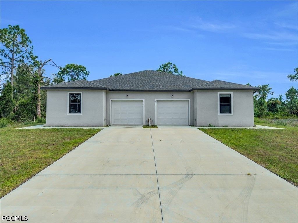 1054 Ainsworth St E, Lehigh Acres