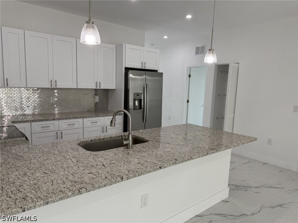 5253-5255 Centennial Blvd, Lehigh Acres