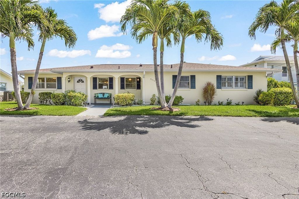 4504 Se 6th Pl A+b, CAPE CORAL