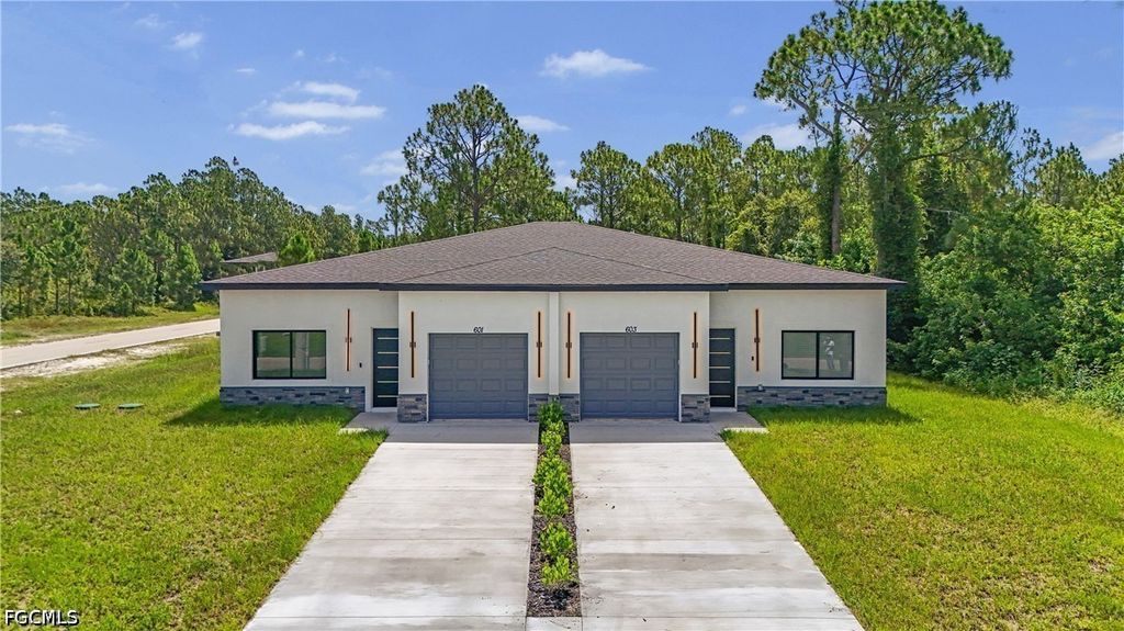 603 Hawthorne Ave S, Lehigh Acres