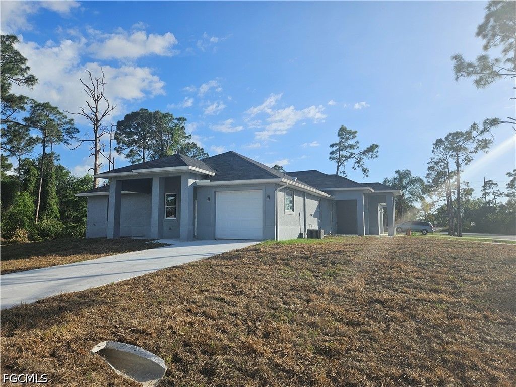4849-4851 30th St Sw, Lehigh Acres