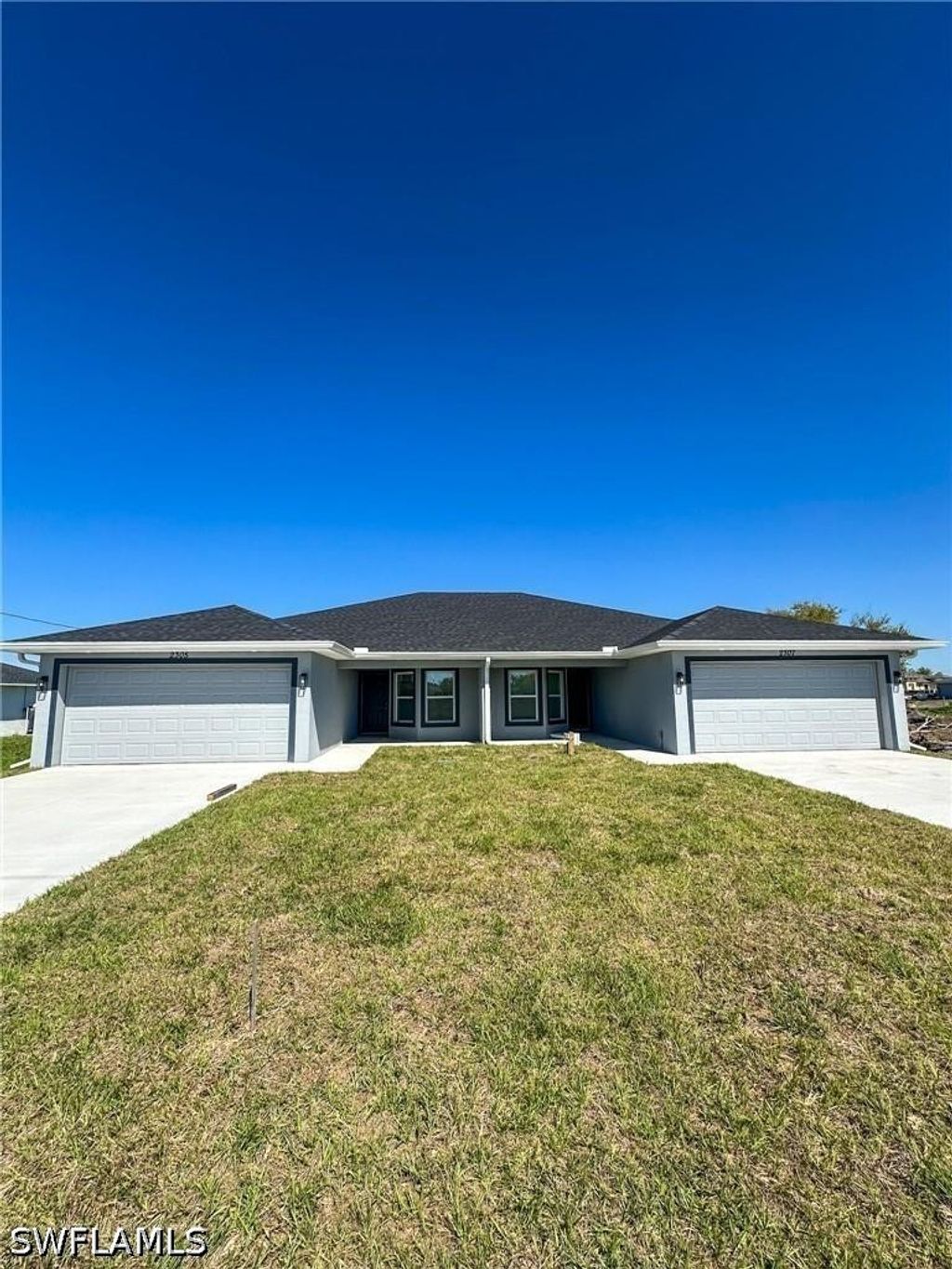 2305-2307 Dogwood Ave N, Lehigh Acres