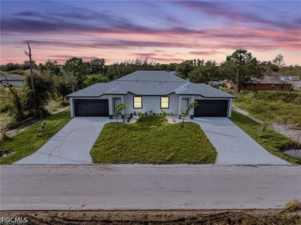 4417-4419 22nd St Sw, Lehigh Acres