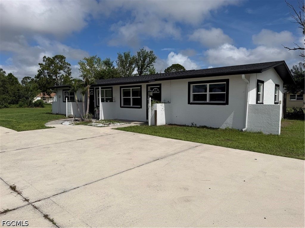 703 Joel Blvd, Lehigh Acres
