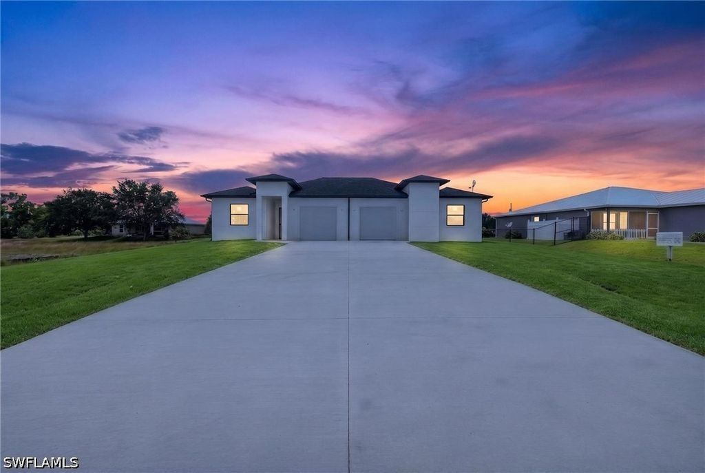 543/545 Alabama Rd S, Lehigh Acres