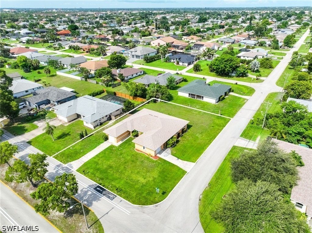 1304-1306 Se 24th Ave, Cape Coral
