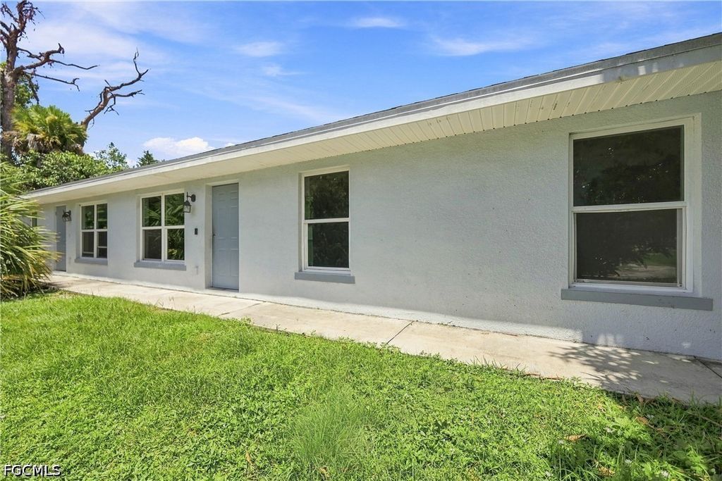1904/1906 French St, Fort Myers