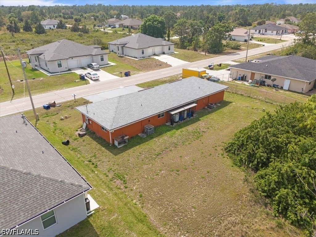 18/20 W 12th St, Lehigh Acres