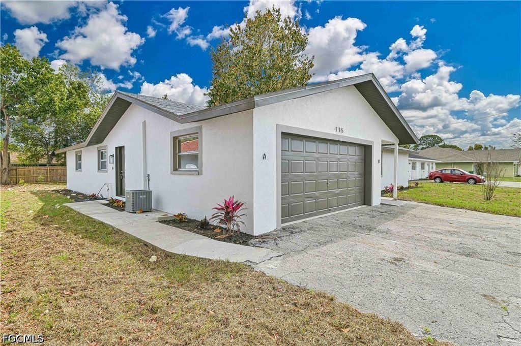 115 Se 24th Ave A+b, Cape Coral