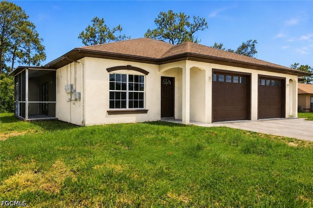 2433 George Ave S, Lehigh Acres