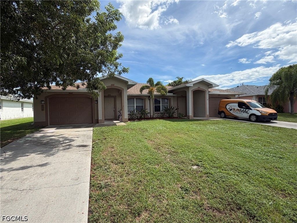 912-914 Se 14th St, CAPE CORAL