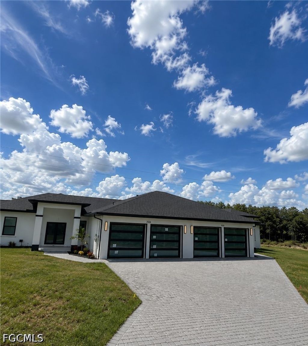 2924 Wallace Ave S 2926, Lehigh Acres