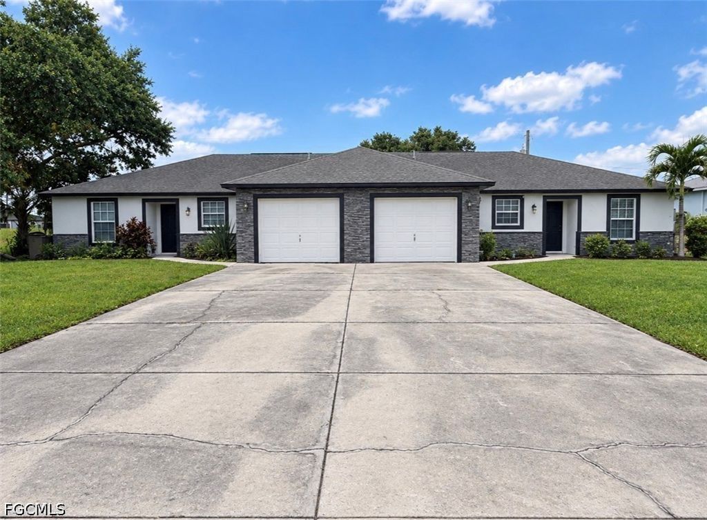 704 / 706 Gretchen Ave S, Lehigh Acres