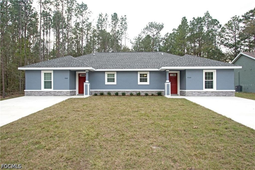 9342/9344 N Peachtree Way, Citrus Springs