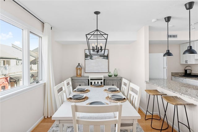 214 Goddard Row, Newport