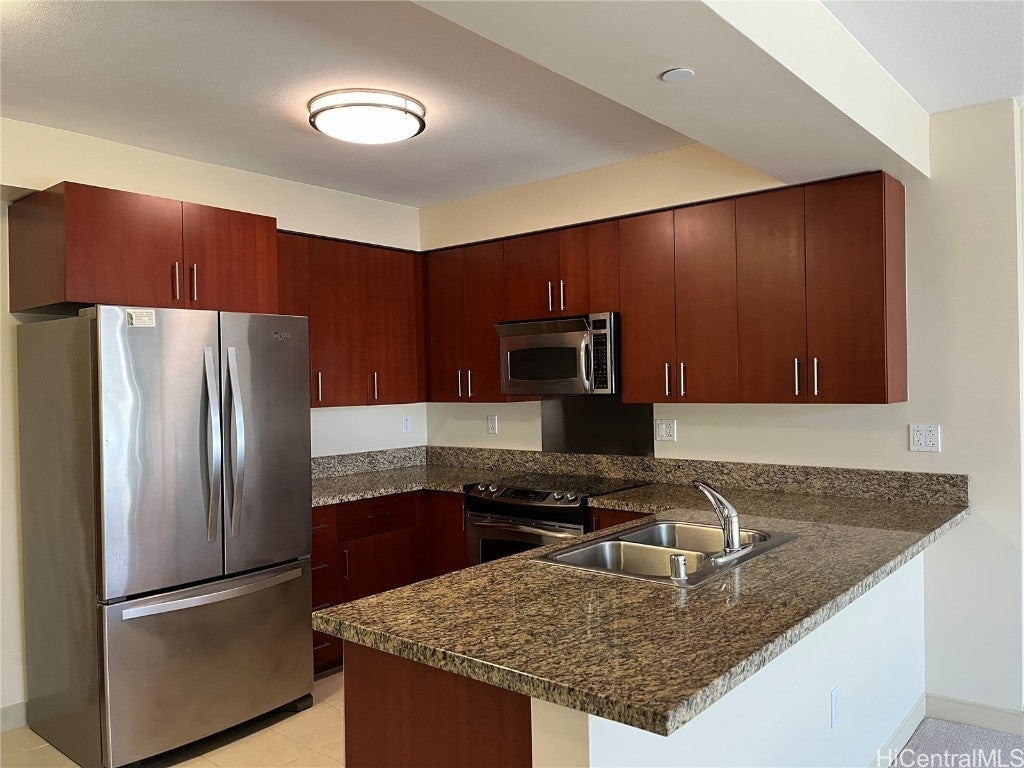 Photo of Listing #202504576