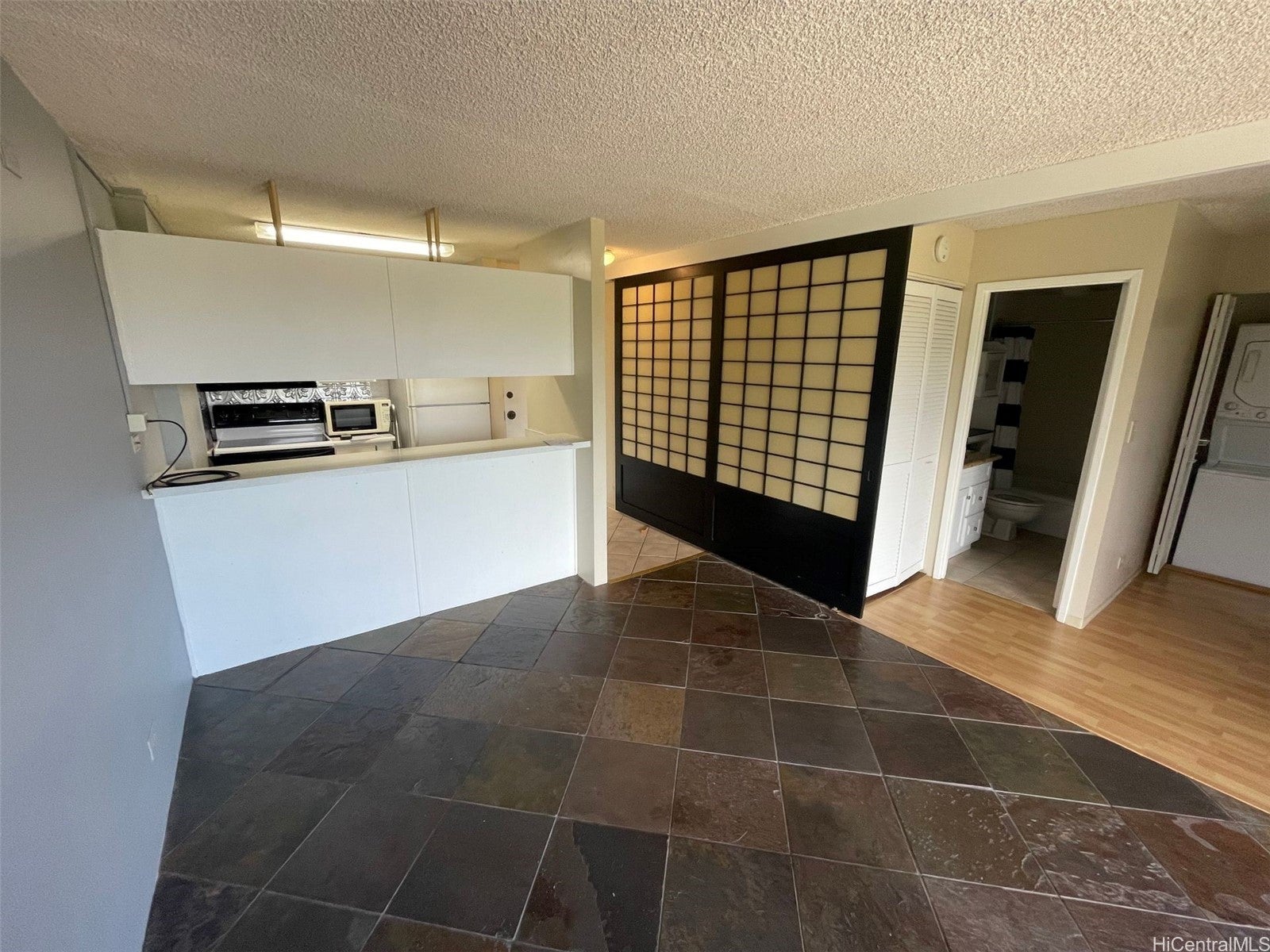 Photo of Listing #202511596