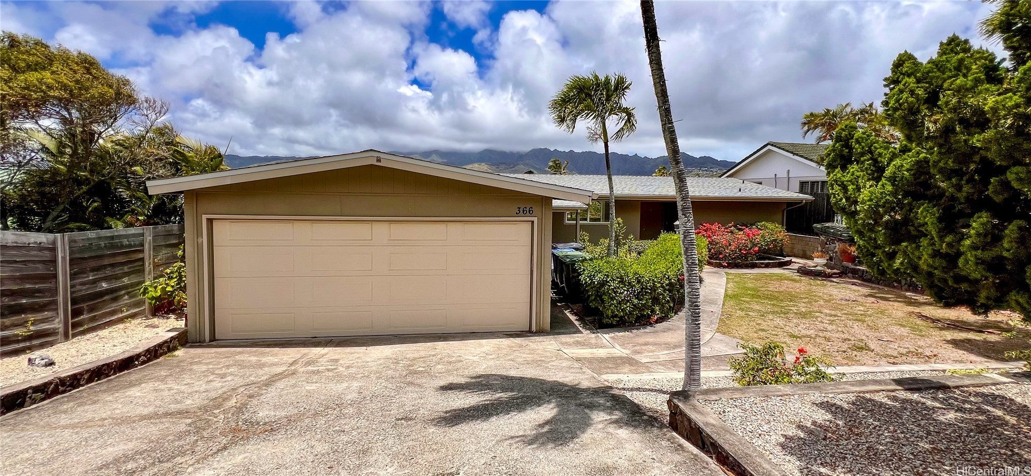 Photo of Listing #202512705