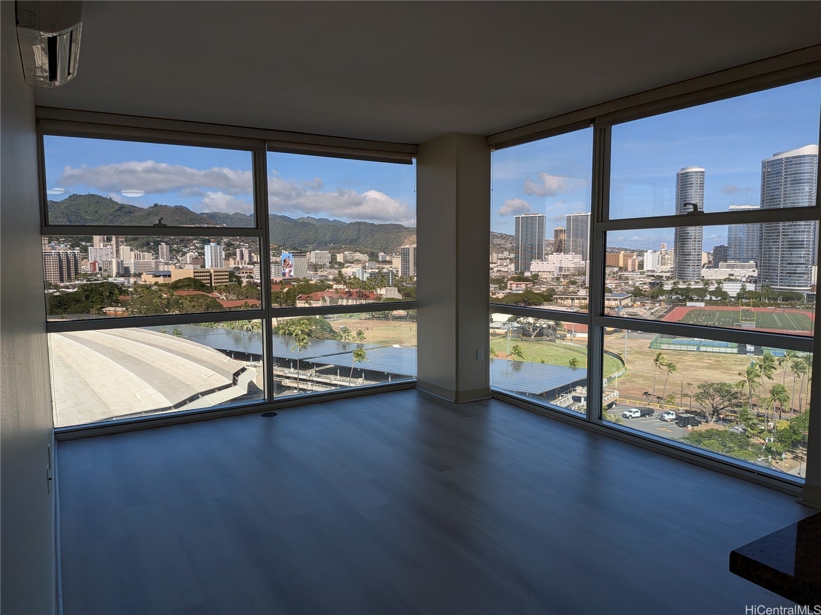 Photo of Listing #202517526