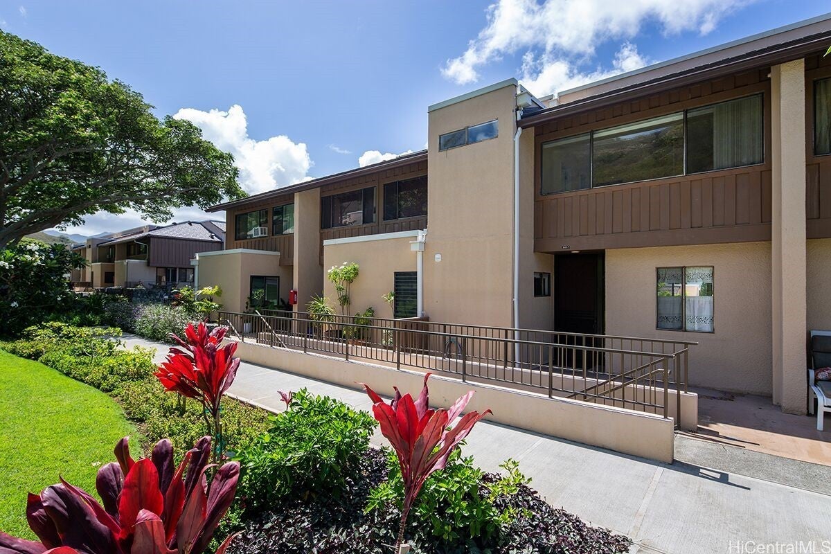 Photo of Listing #202517685