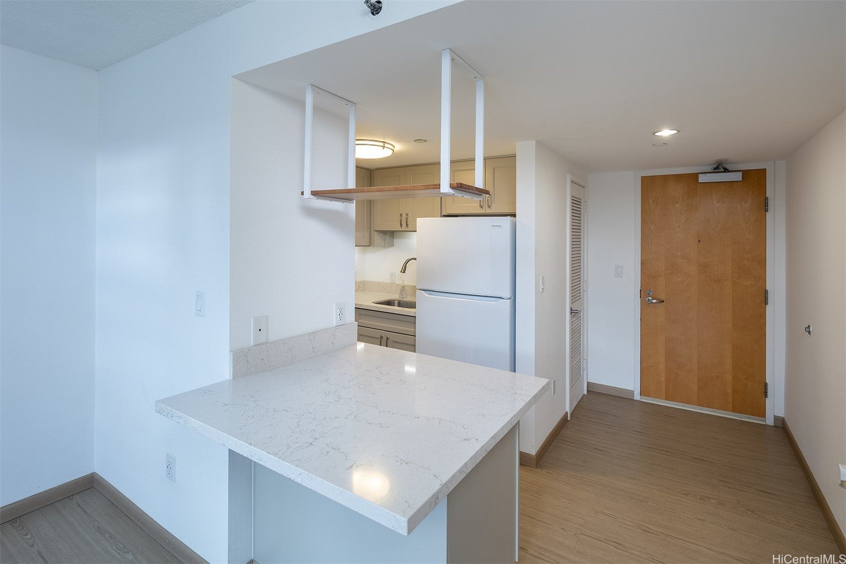 Photo of Listing #202600257