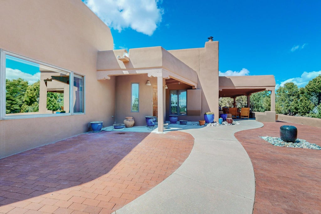 1114 Paseo Barranca, Santa Fe