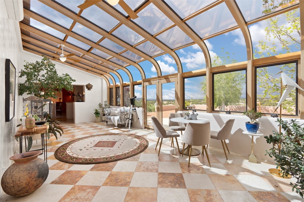 88 Chisholm Trail, Santa Fe