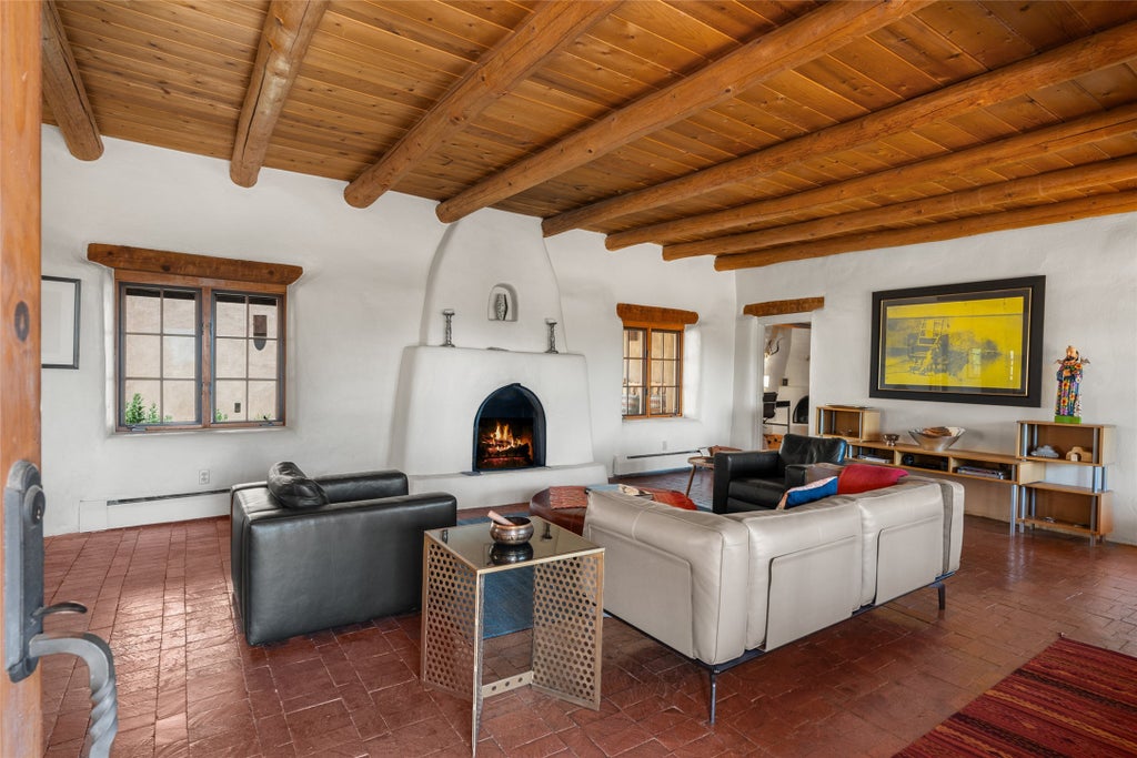 14 Jericho Lane, Santa Fe