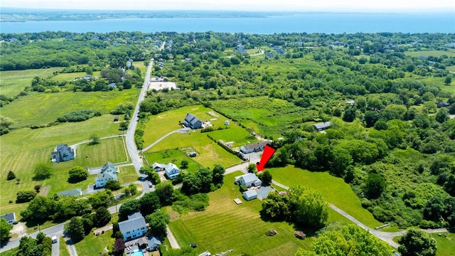 1049 Wapping Rd, Middletown