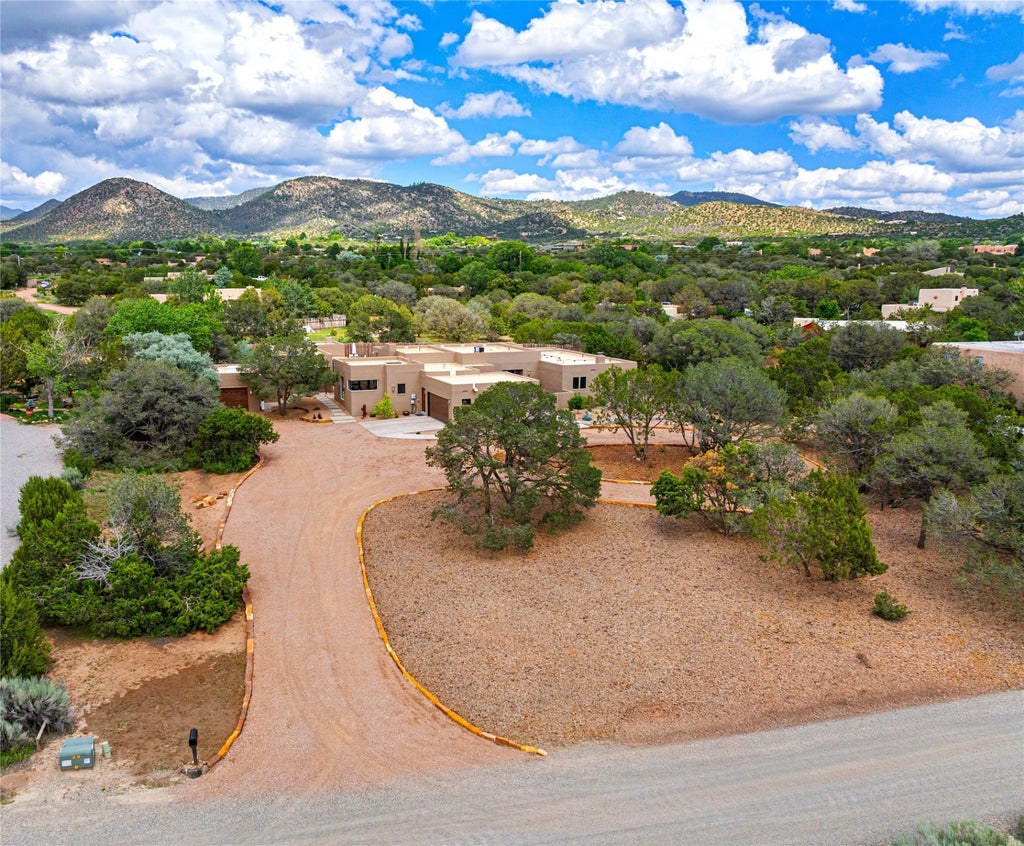 2317 Calle Halcon, Santa Fe