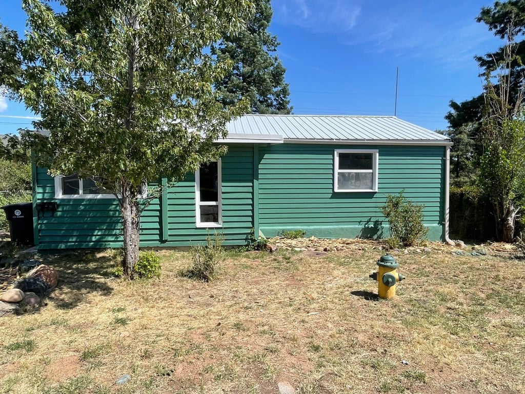 1788 34th, Los Alamos Property Listing MLS® 202403841