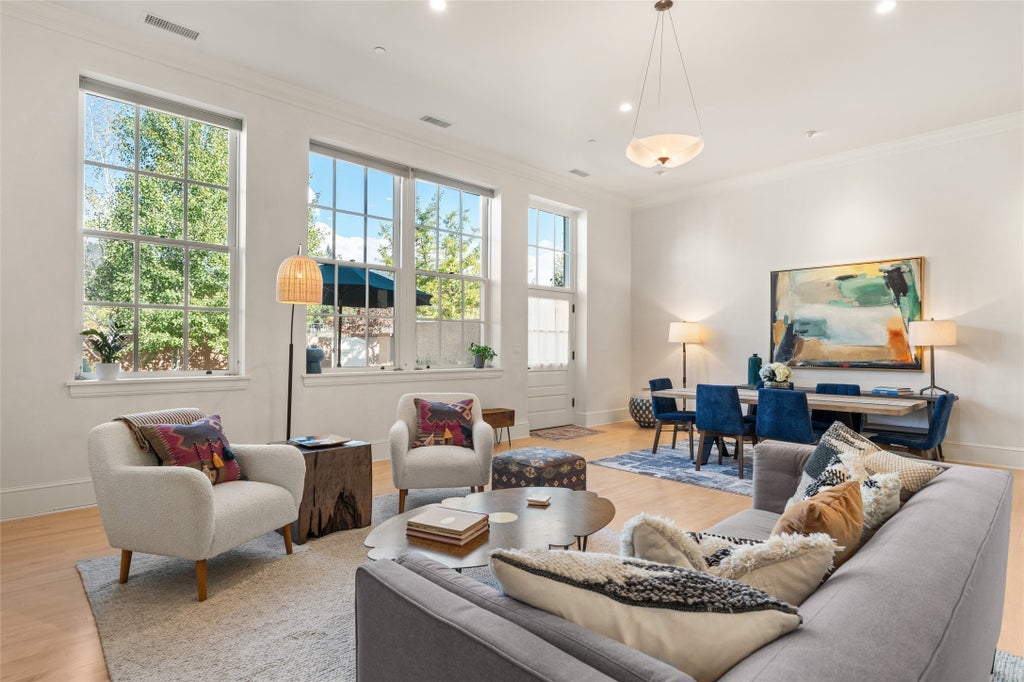 1150 Canyon # 2, Santa Fe