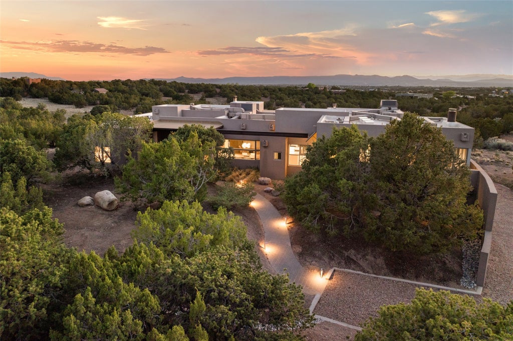 28 Vallecito, Santa Fe