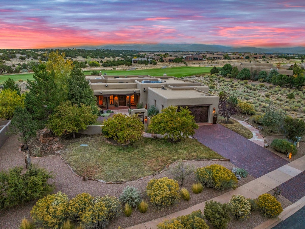 27 Tecolote Circle, Santa Fe
