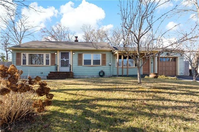 19 Campion Ave, Tiverton